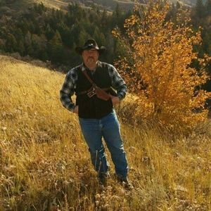 Meet your Posher, Troy